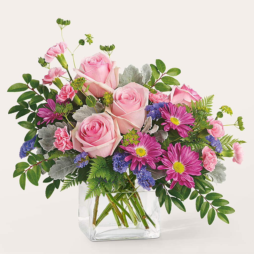 Starlet Bouquet – East City Flower Shop, Peterborough ON