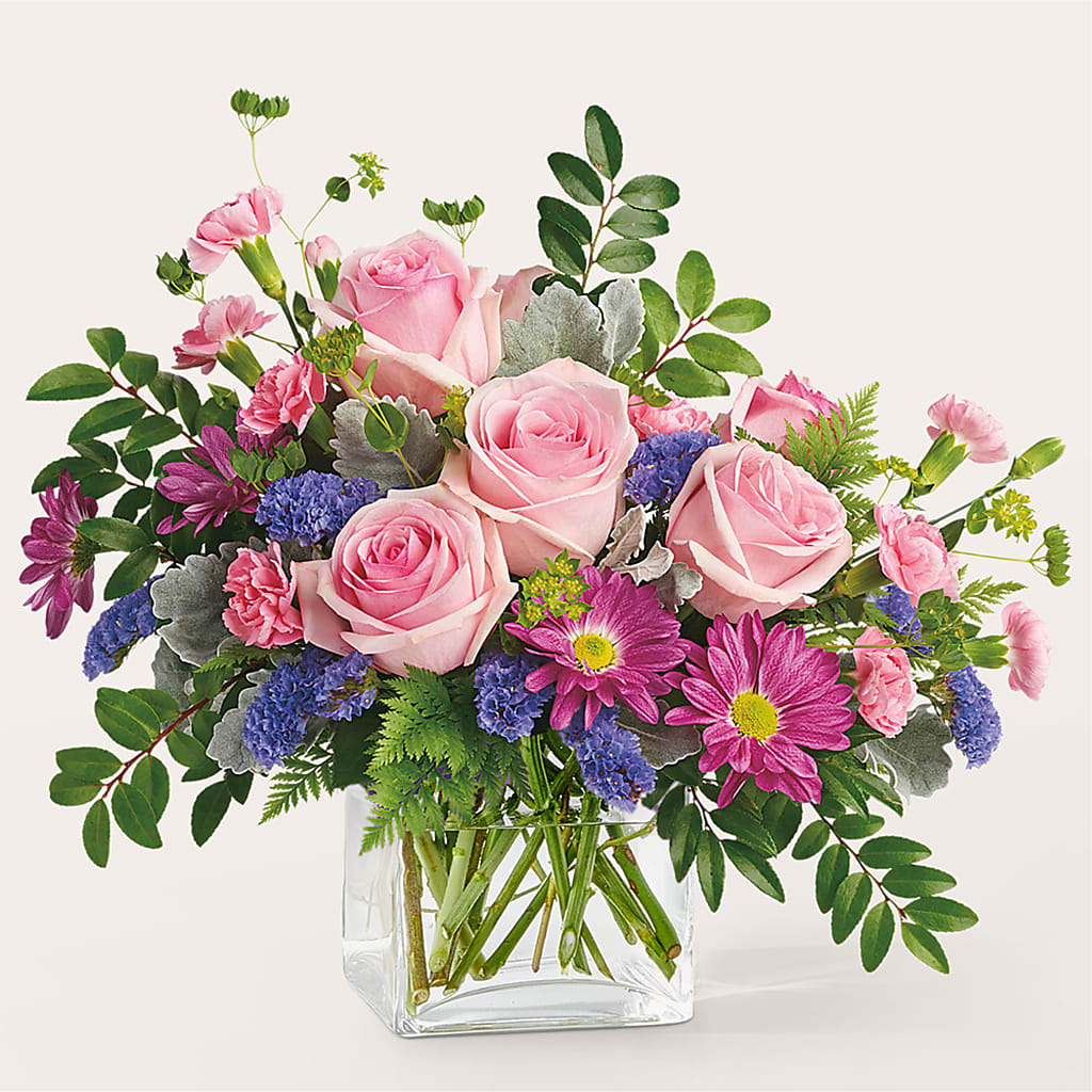 Starlet Bouquet – East City Flower Shop, Peterborough ON