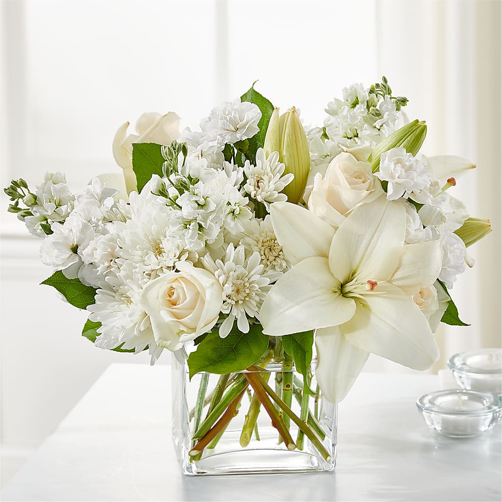 Gentle Breeze Bouquet – East City Flower Shop, Peterborough ON