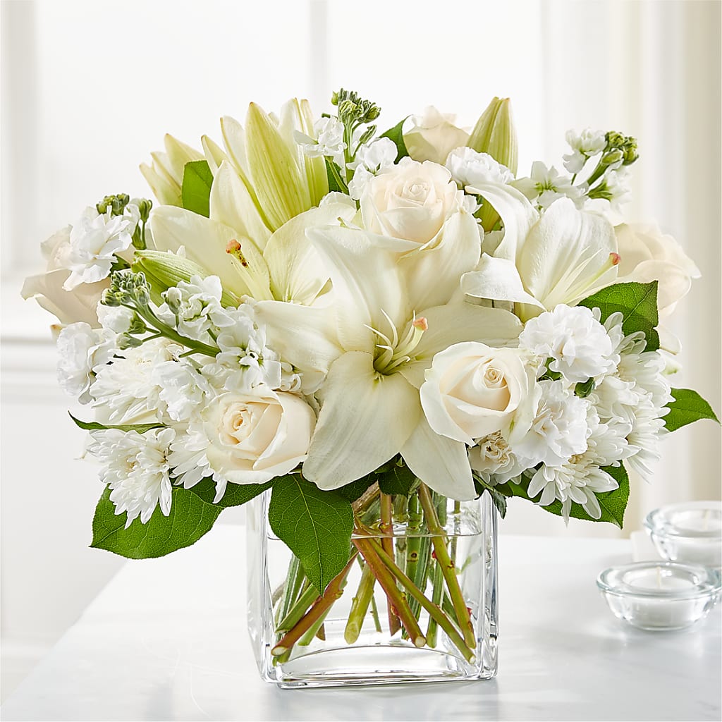 Gentle Breeze Bouquet – East City Flower Shop, Peterborough ON