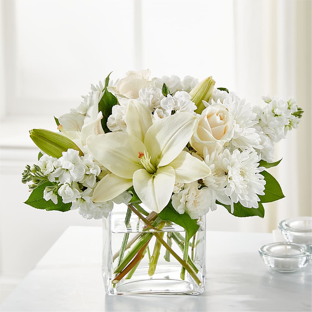 Gentle Breeze Bouquet – East City Flower Shop, Peterborough ON