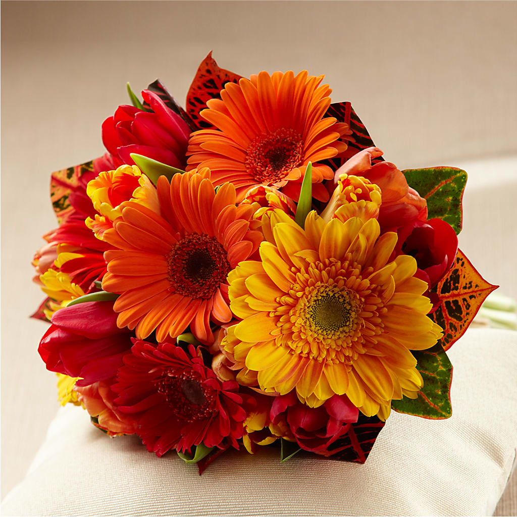 Sunglow Bouquet – East City Flower Shop, Peterborough ON