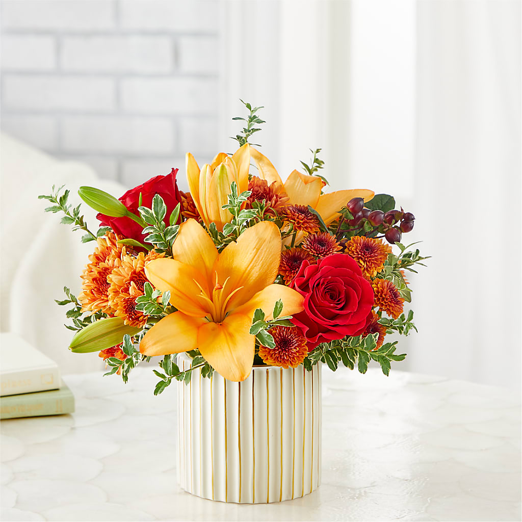 Scarlet Skies Bouquet –  East City Flower Shop, Peterborough ON