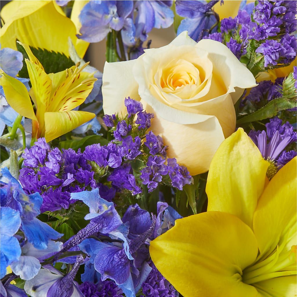 Limoncello Bouquet –  East City Flower Shop, Peterborough ON